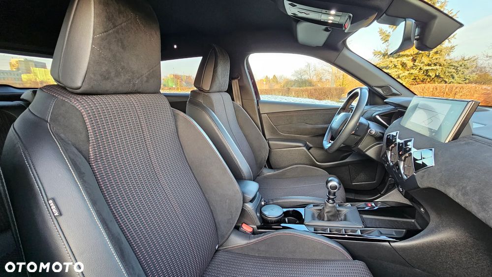 DS Automobiles DS 3 Crossback 1.2 PureTech Performance Line - 37