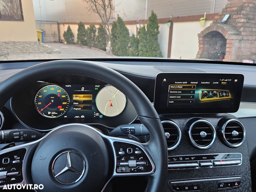 Mercedes-Benz GLC 220 d 4MATIC 9G-TRONIC - 25