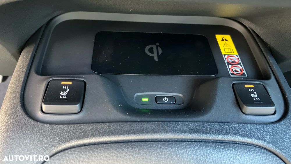 Toyota Corolla 1.8 HSD Business - 15