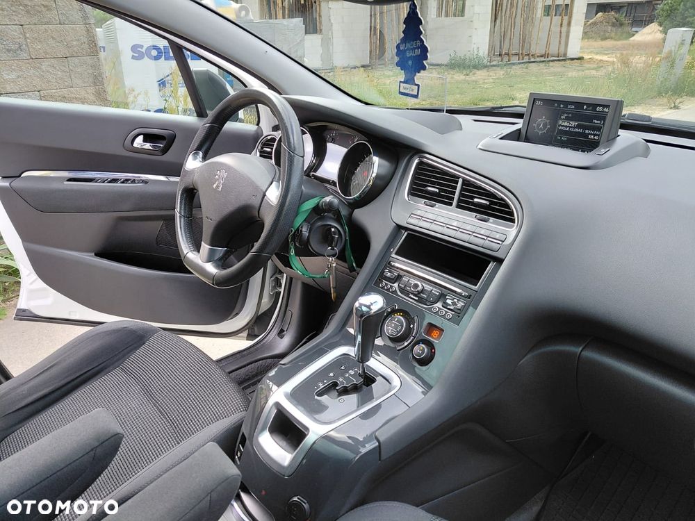 Peugeot 5008 2.0 HDi Allure - 24