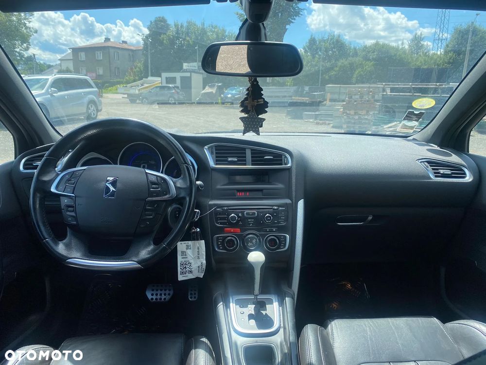 DS Automobiles DS 4 - 12
