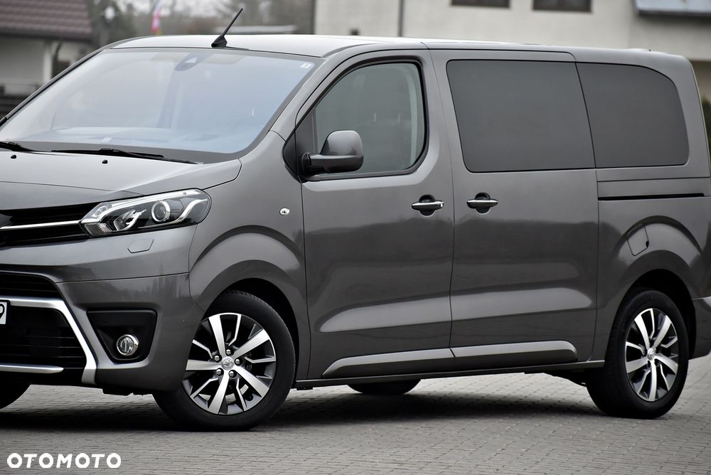 Toyota Proace Verso 2.0 D4-D Medium VIP - 21