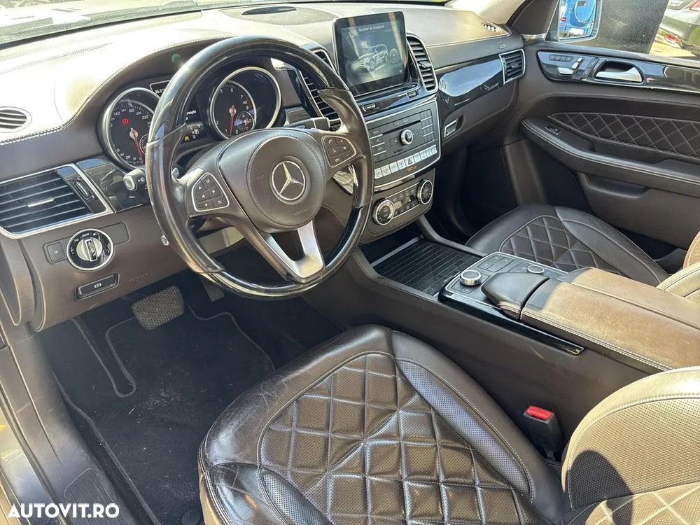 Mercedes-Benz GLS 400 4MATIC Aut - 9