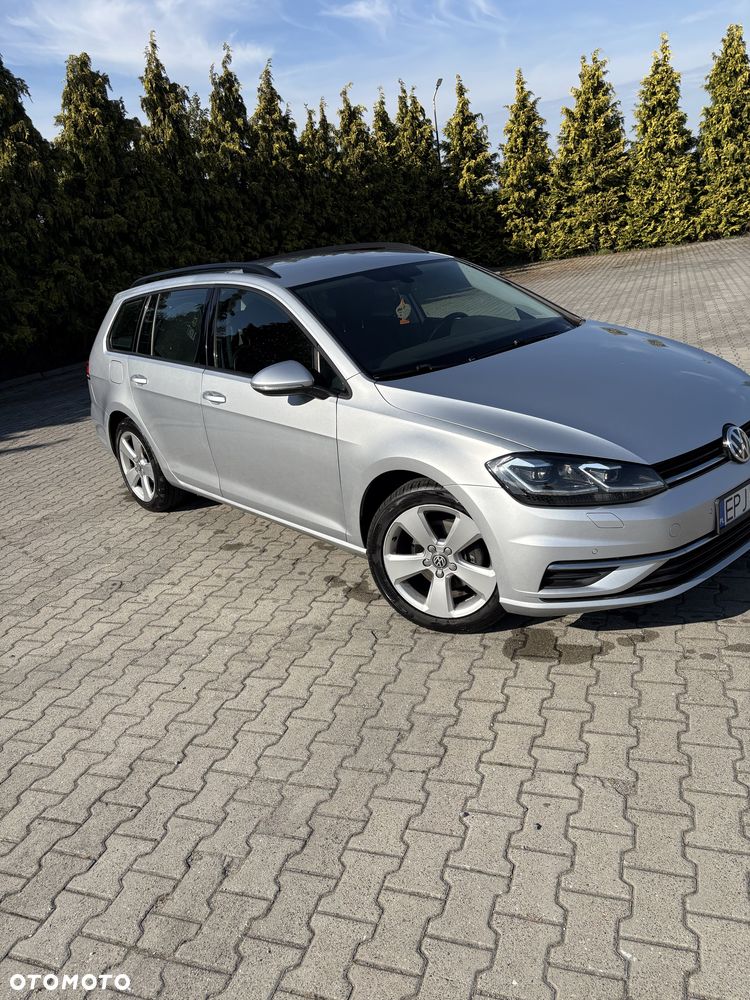 Volkswagen Golf - 2
