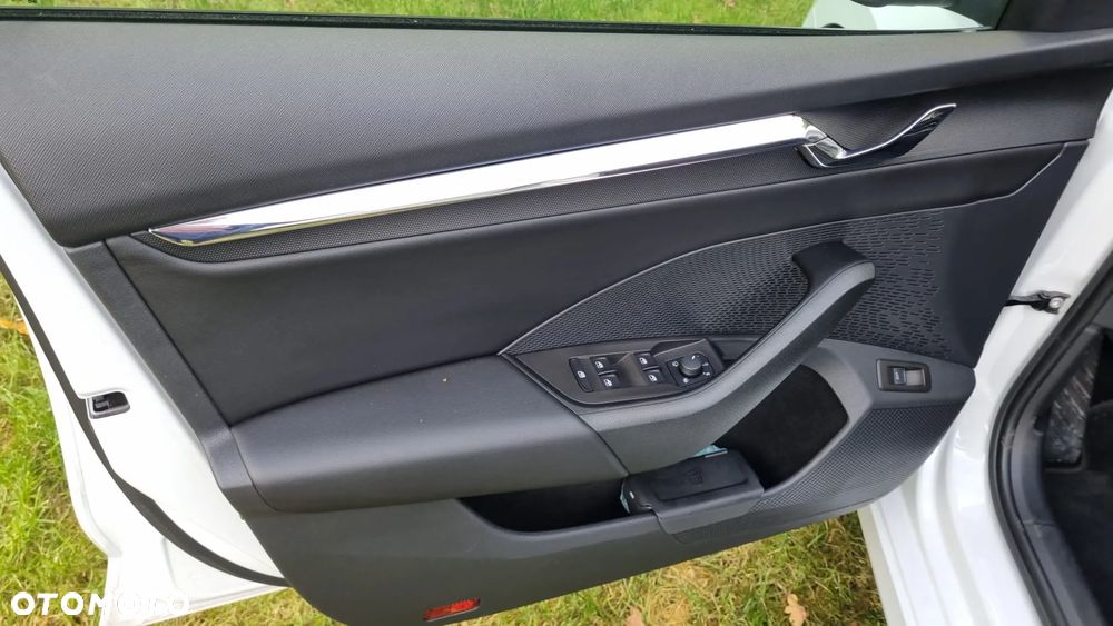 Skoda Octavia 2.0 TDI DSG Style - 15