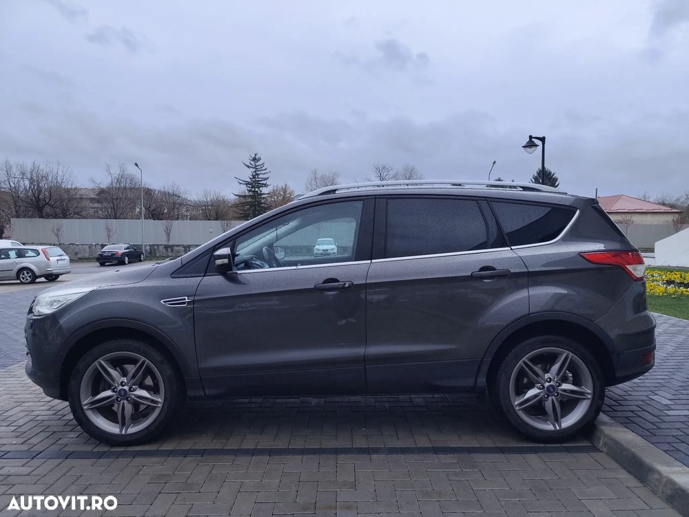 Ford Kuga 2.0 TDCi 4x4 Aut. SYNC - 2