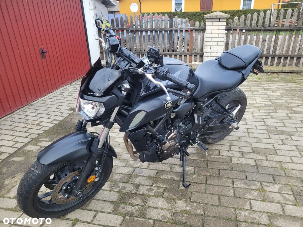 Yamaha MT - 15