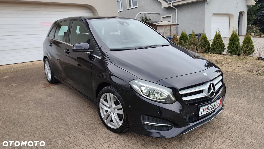 Mercedes-Benz Klasa B 200 d 7G-DCT UrbanStyle Edition - 28