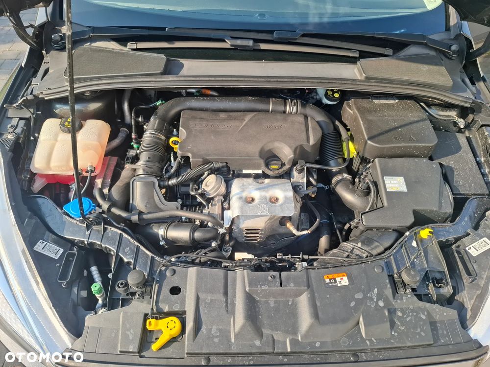 Ford Focus 1.0 EcoBoost 99g Trend - 17