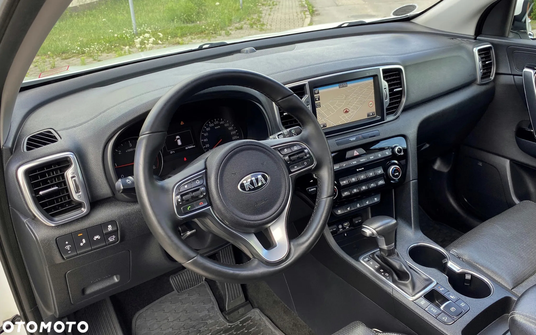 Kia Sportage 2,0 CRDI AWD GT Line - 19