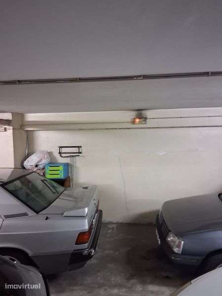 Garagem 2 viaturas - Grande imagem: 3/7