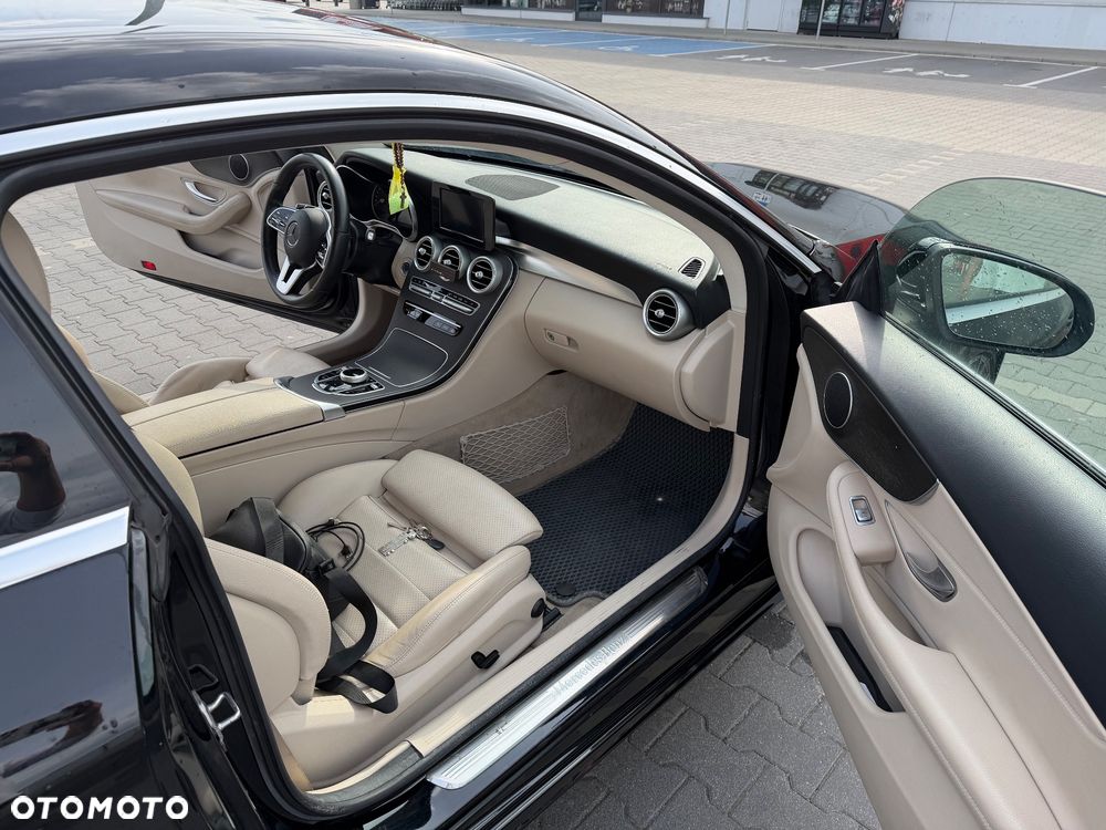 Mercedes-Benz Klasa C 220 d 9G-TRONIC - 9