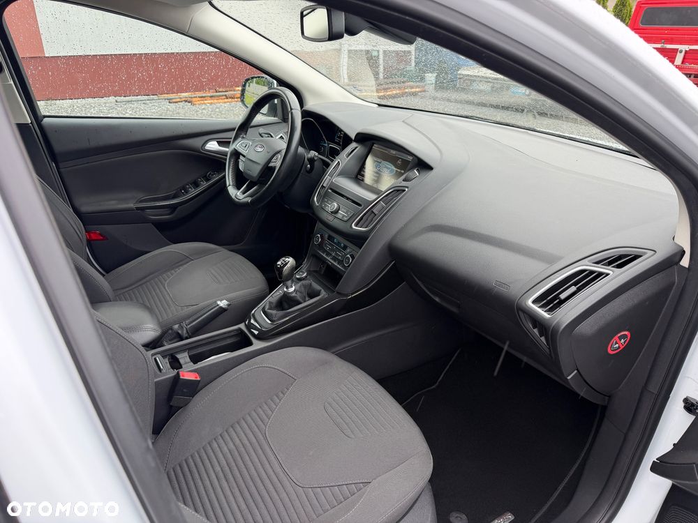 Ford Focus 2.0 TDCi Titanium ASS - 21