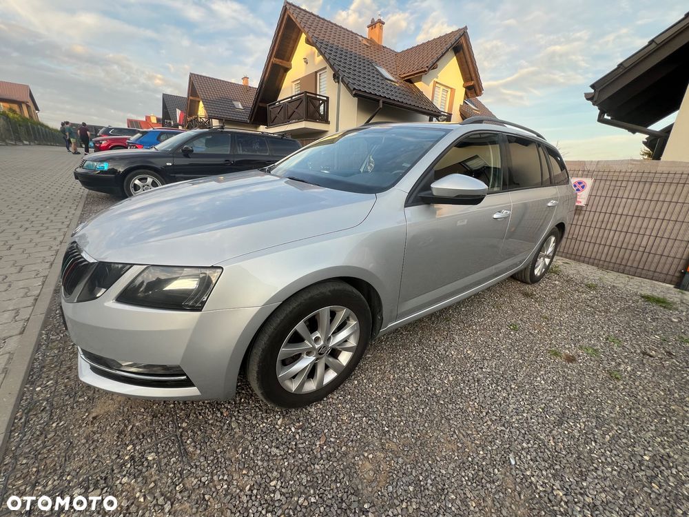 Skoda Octavia - 3