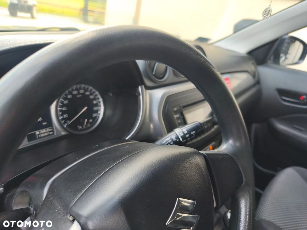 Suzuki Vitara - 28