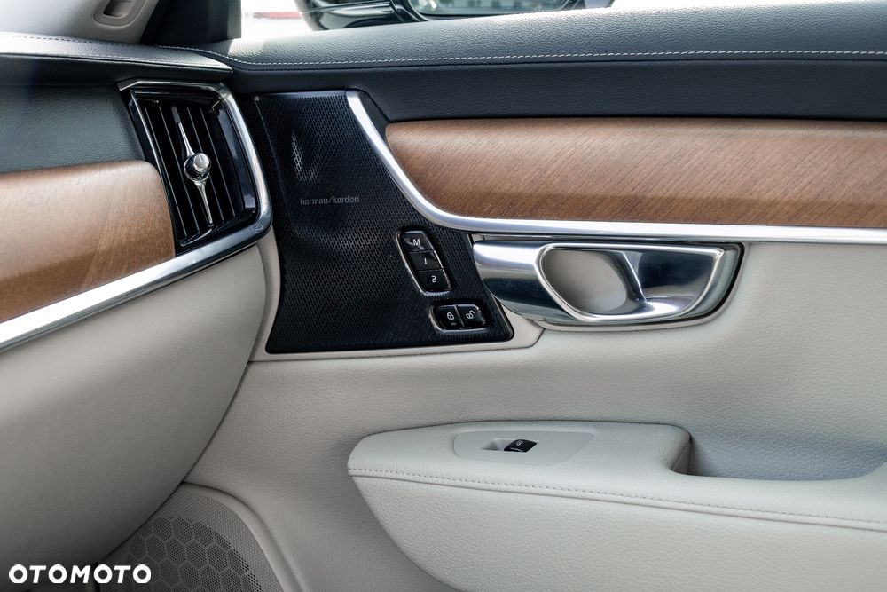 Volvo S90 D5 SCR AWD Inscription - 29
