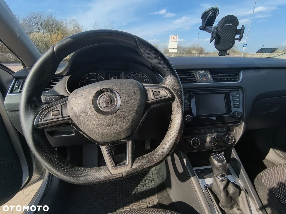 Skoda Octavia 1.4 TSI Ambition - 16