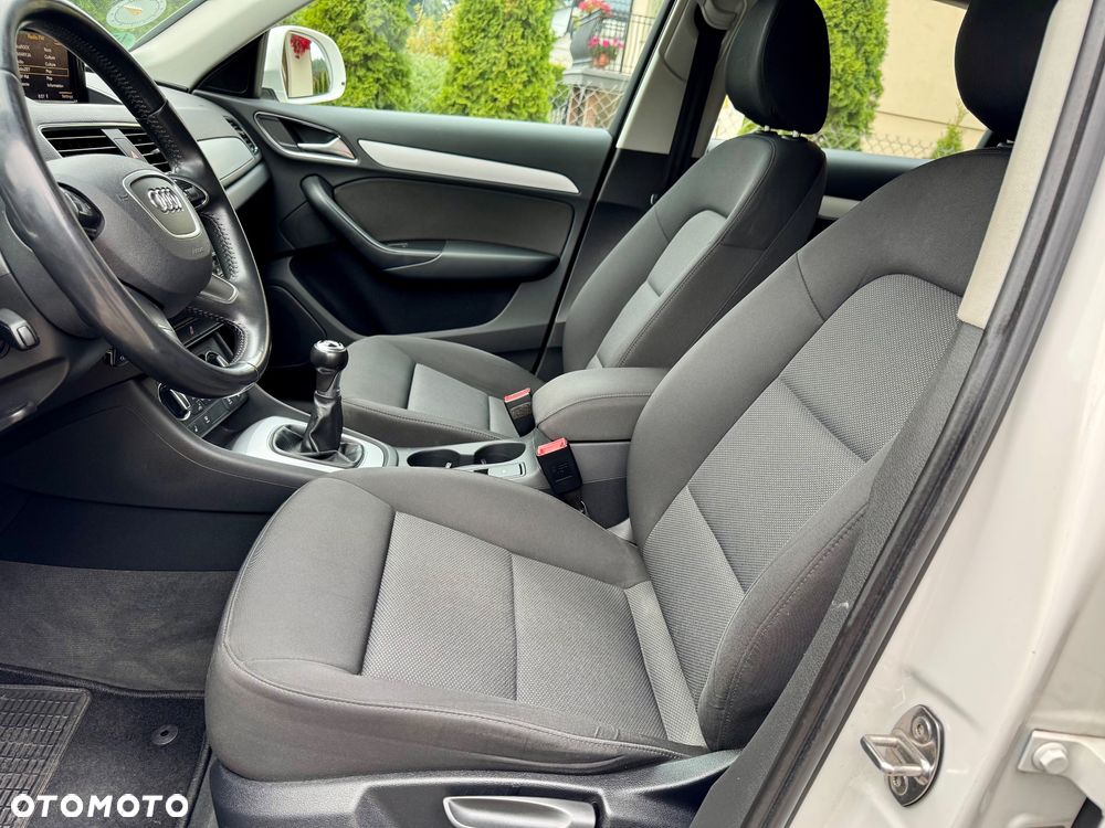 Audi Q3 2.0 TDI Design - 13