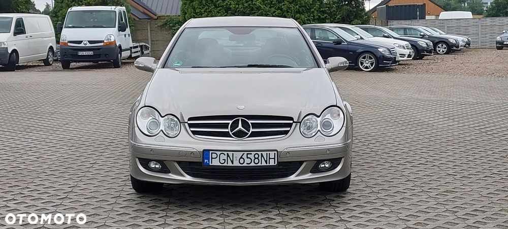 Mercedes-Benz CLK - 18