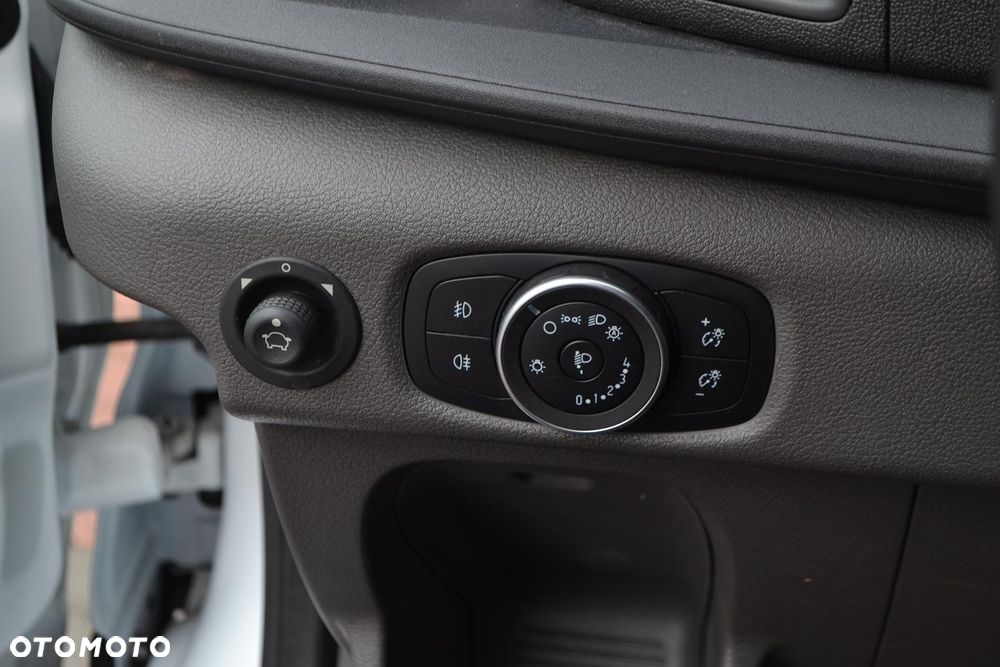Ford Transit L4H3 RWD Trend - 6
