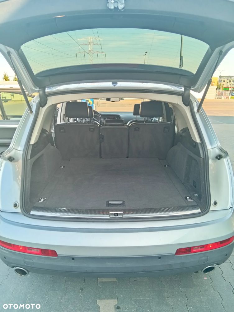 Audi Q7 - 11