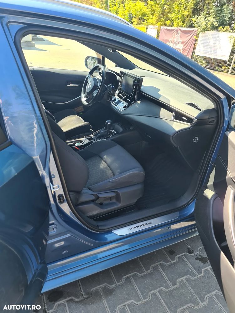 Toyota Corolla - 11