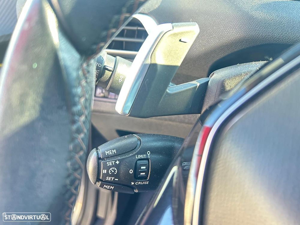 Peugeot 3008 BlueHDi 120 Stop & Start EAT6 Active - 16