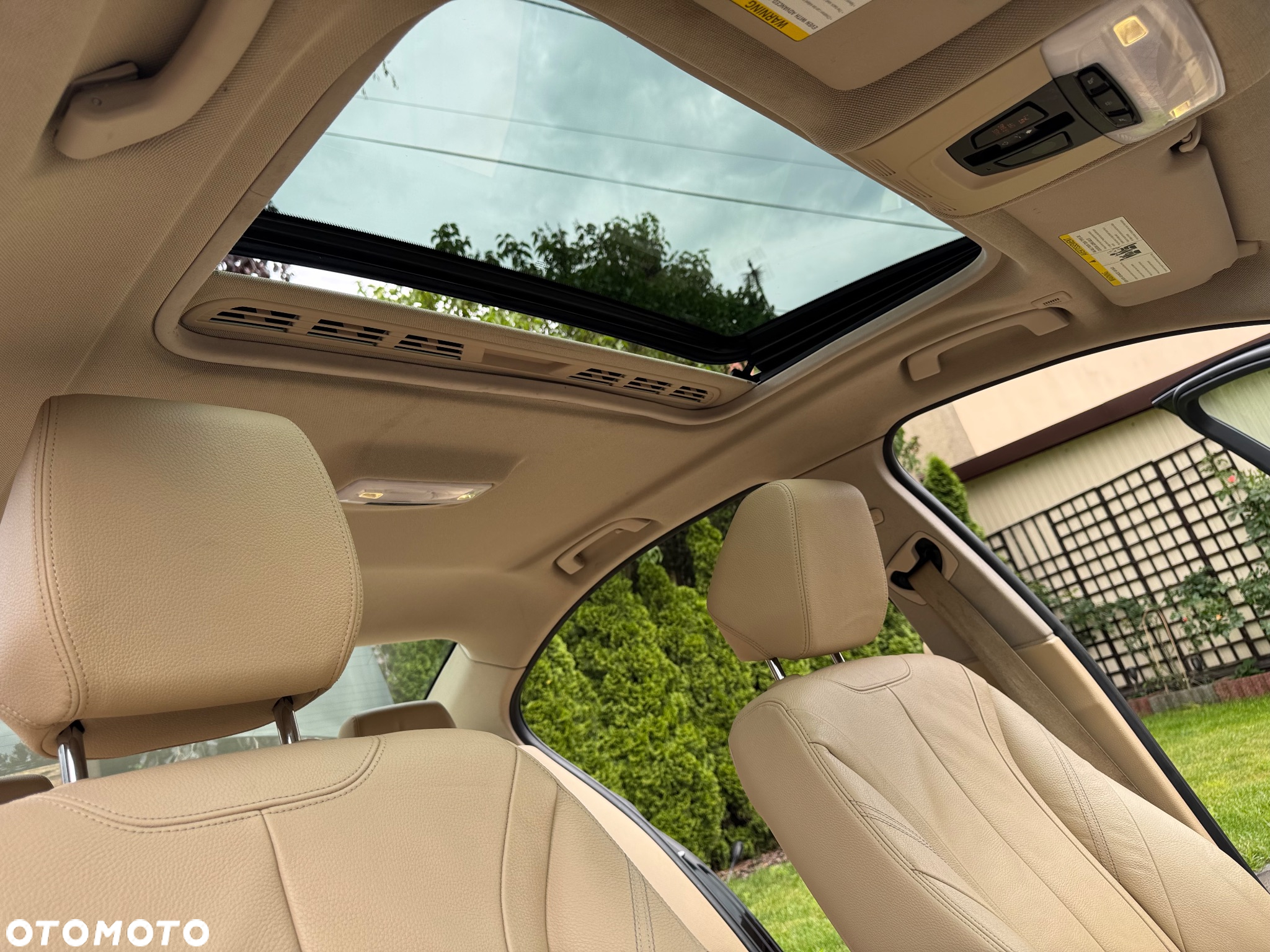 BMW Seria 3 328i Luxury Line - 15