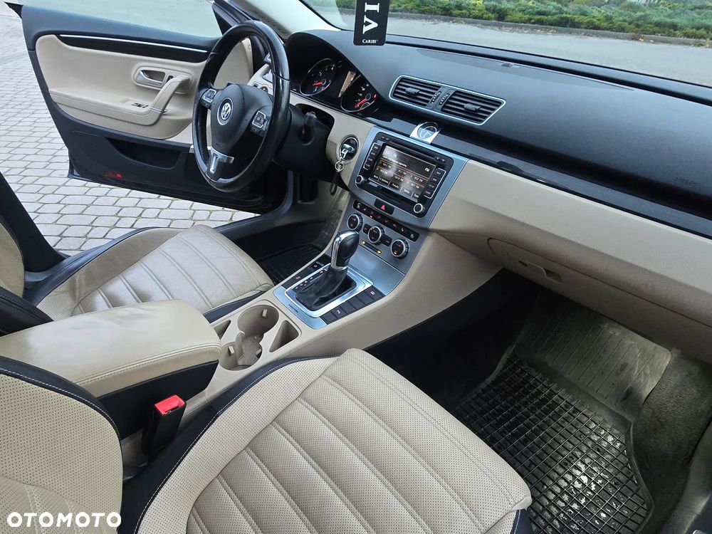 Volkswagen CC 3.6 V6 4Motion DSG - 20