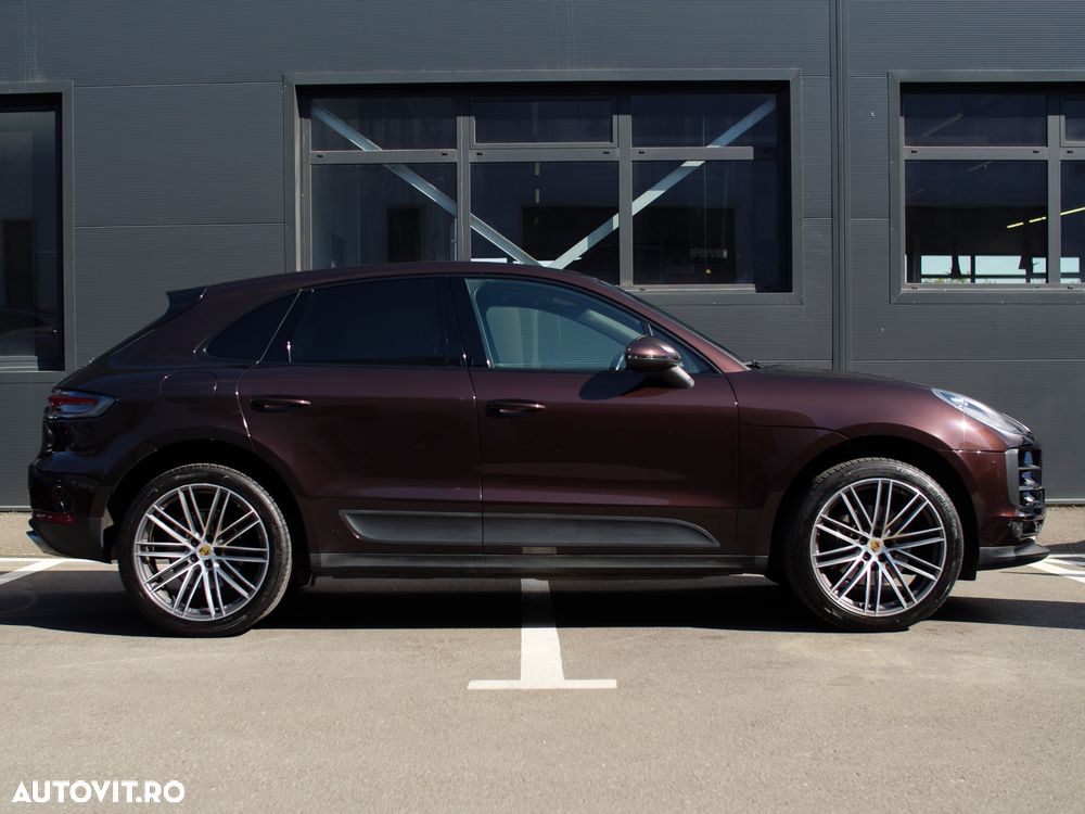 Porsche Macan - 25