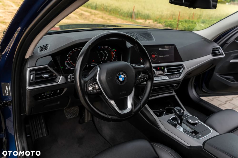 BMW Seria 3 320d xDrive Sport Line Shadow - 30