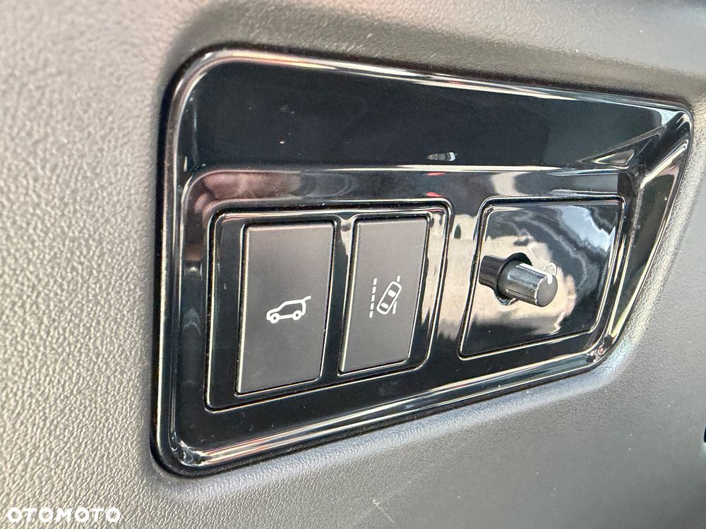 Jaguar F-Pace 2.0 i4D AWD R-Sport - 15