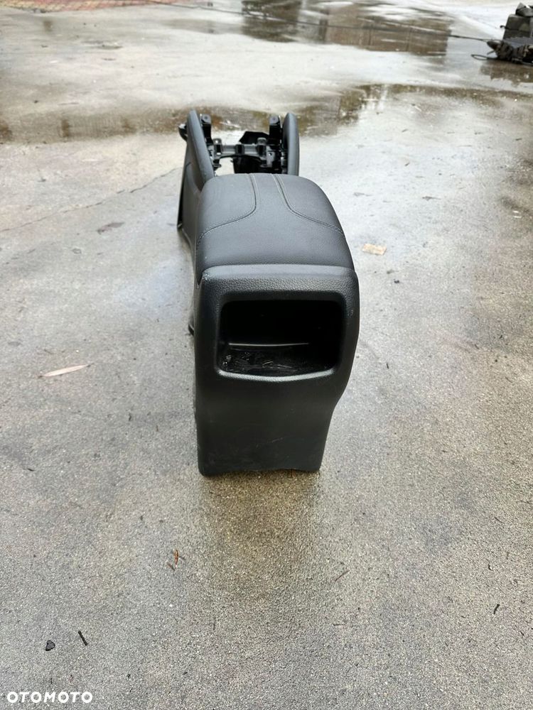 Podłokietnik Tunel Środkowy Nissan Qashqai II J11 LIFT 2020 - 2
