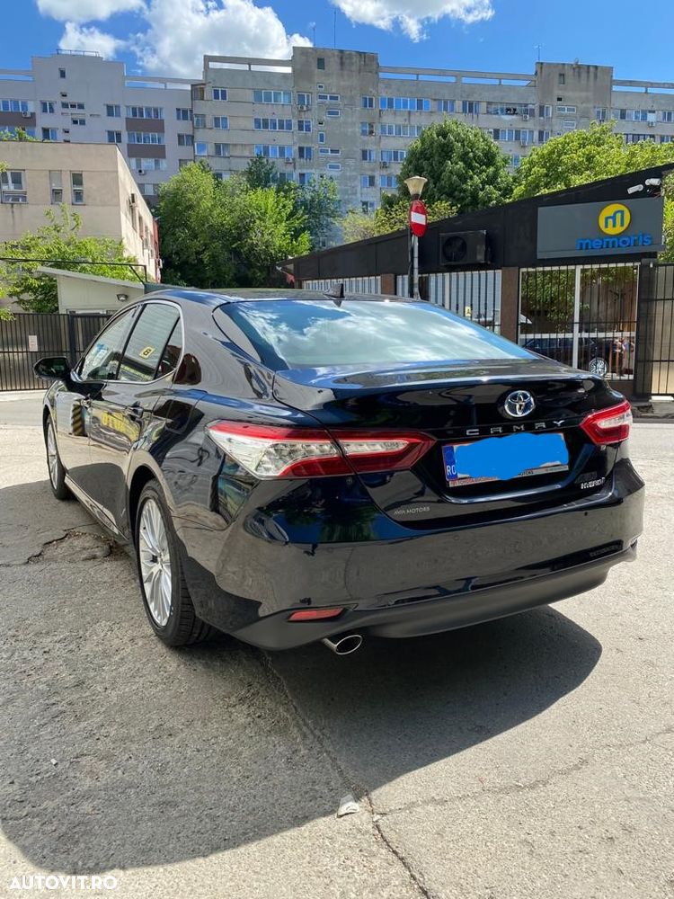 Toyota Camry 2.5 Dynamic - 6