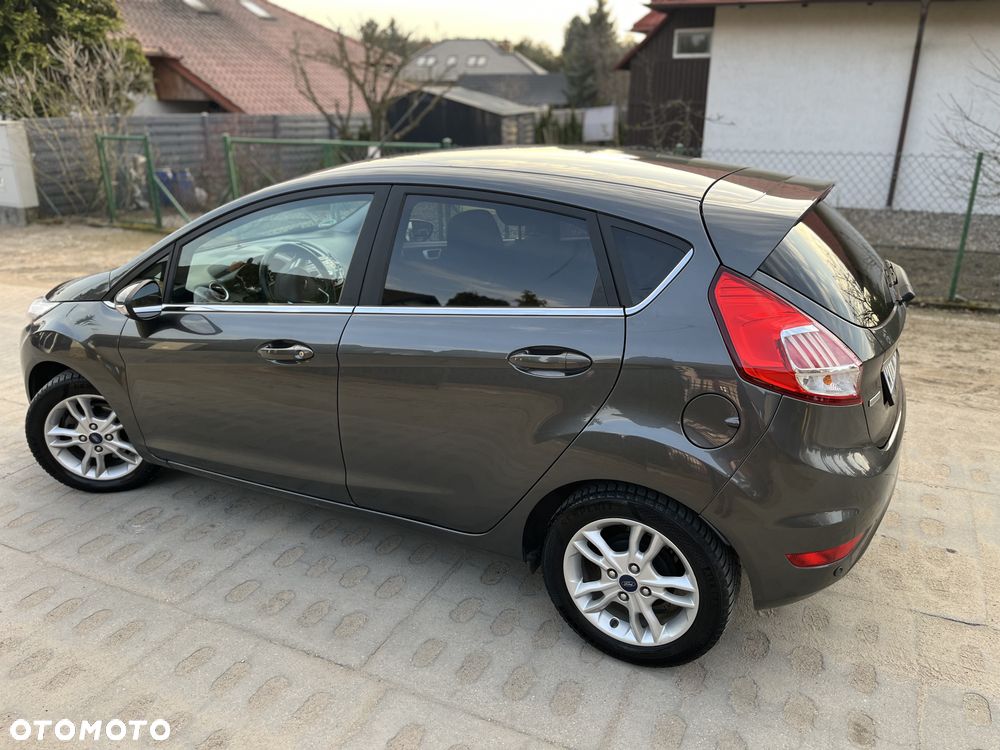 Ford Fiesta 1.0 EcoBoost S&S TITANIUM - 34
