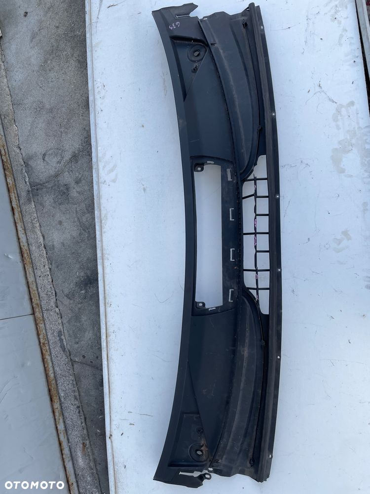 MERCEDES 639 Vito Viano podszybie plastik osłona wycieraczek - 3