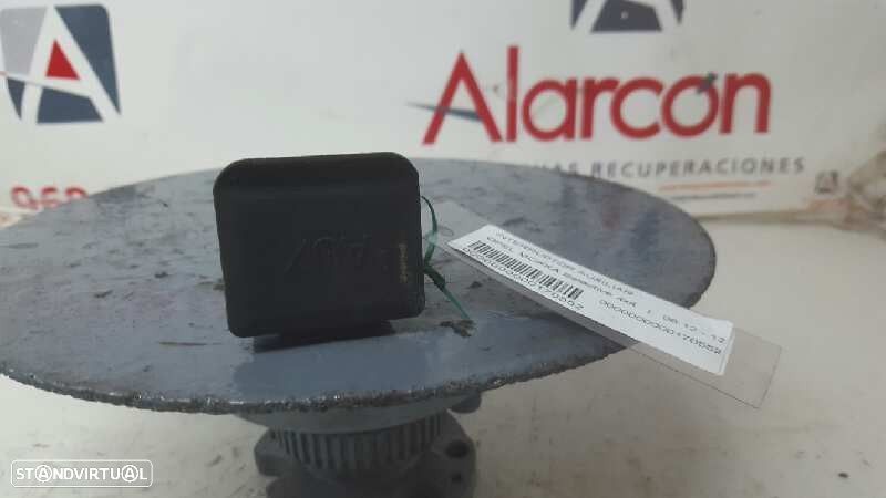 INTERRUPTOR AUXILIAR OPEL MOKKA SELECTIVE 4X4 - 1