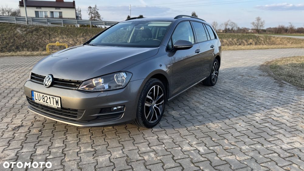 Volkswagen Golf 2.0 TDI BlueMotion Technology Cup - 4