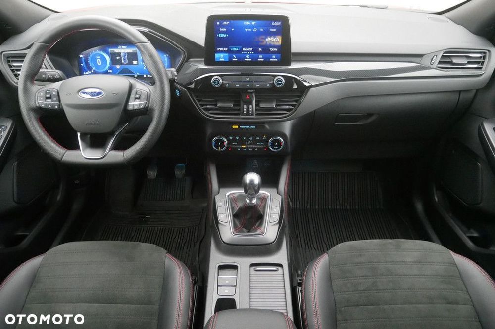 Ford Kuga - 8