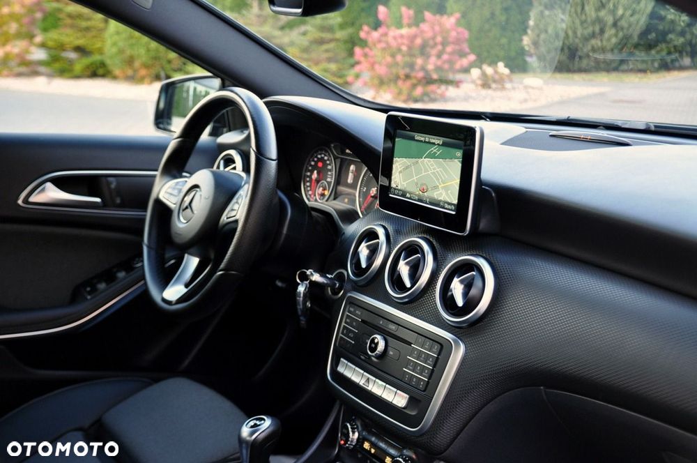 Mercedes-Benz Klasa A 180 CDI AMG Line - 18