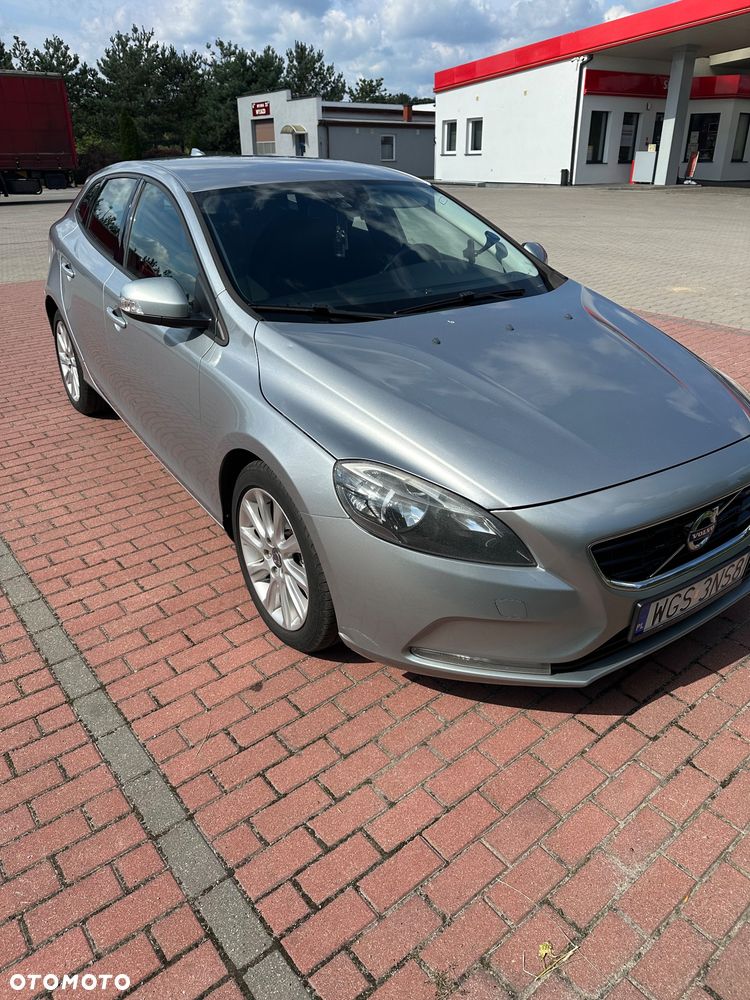 Volvo V40 D2 Momentum - 6