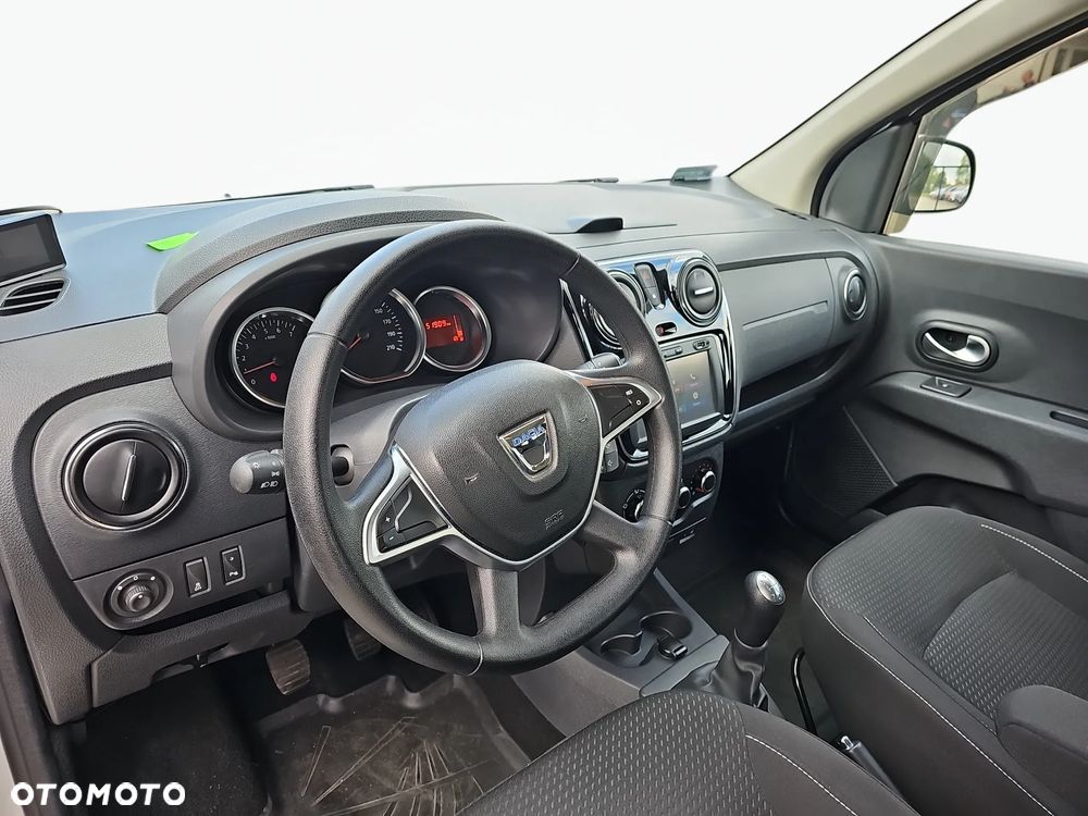 Dacia Lodgy 1.6 SCe Connected by Orange S&S - 11