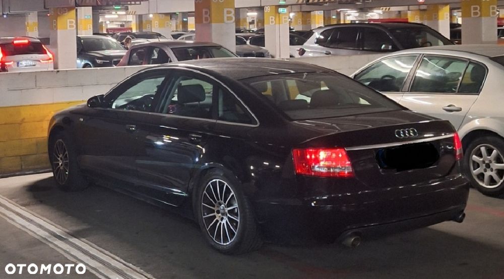 Audi A6 Limousine 2.4 - 4