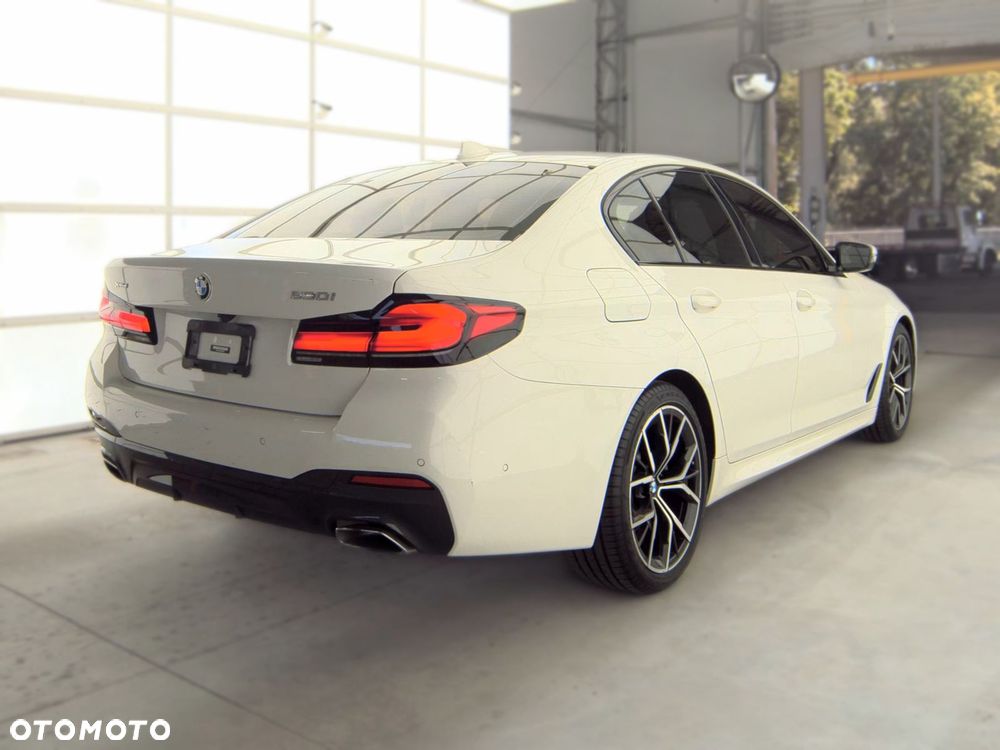 BMW Seria 5 530i xDrive mHEV M Sport sport - 4