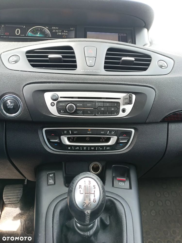 Renault Scenic - 12