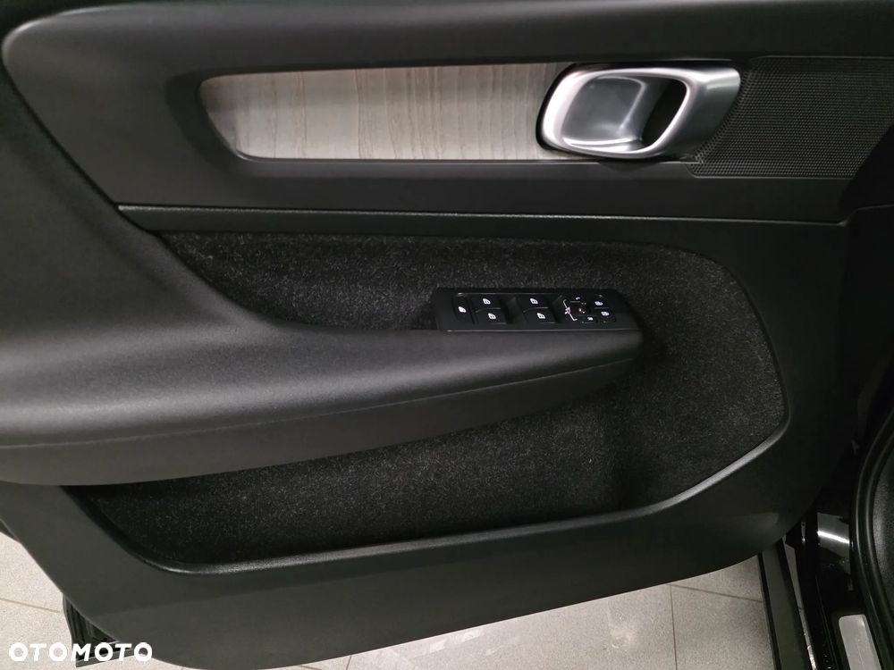 Volvo XC 40 D3 SCR Inscription - 20