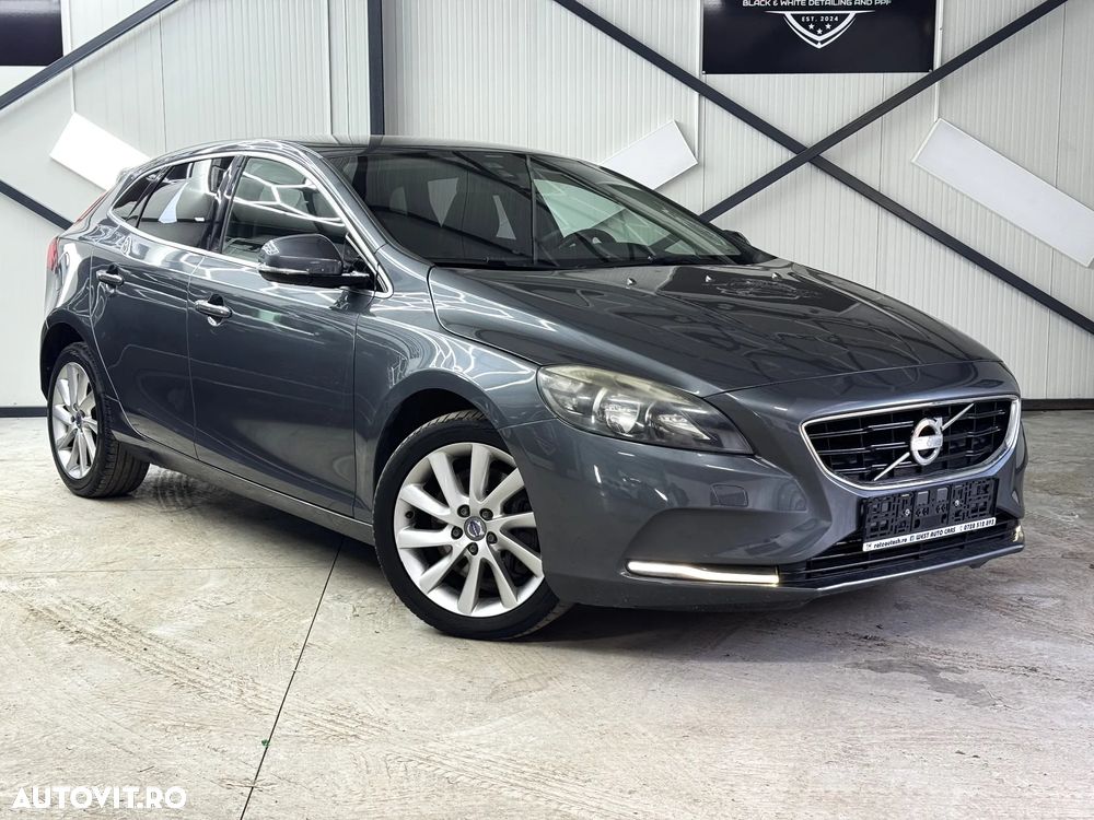 Volvo V40 D3 Geartronic Kinetic - 1