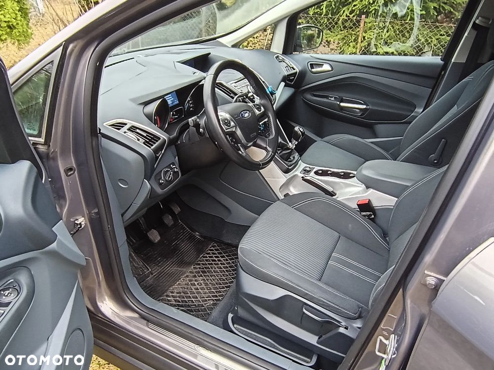 Ford C-MAX 2.0 TDCi Titanium - 4