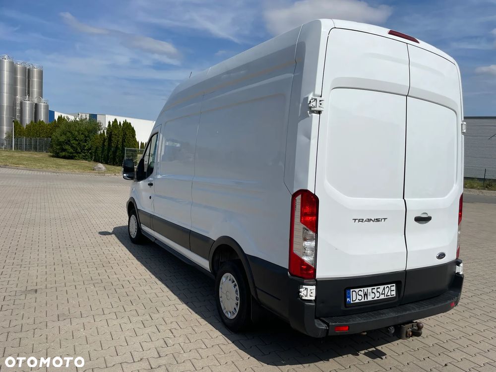 Ford Transit - 20