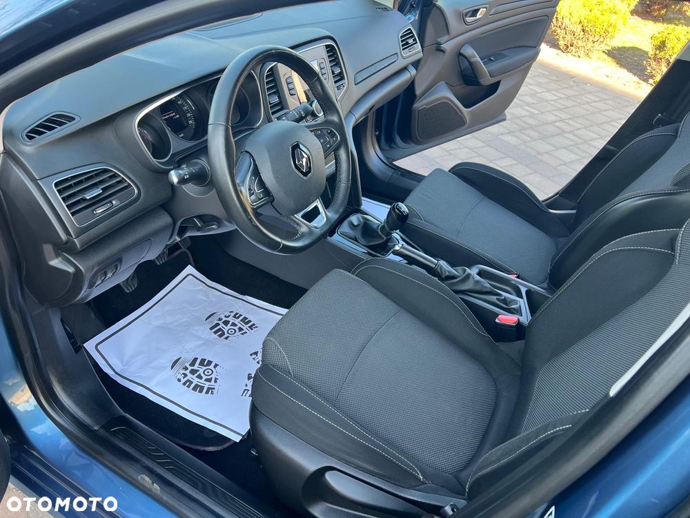 Renault Megane 1.6 SCe Life - 11